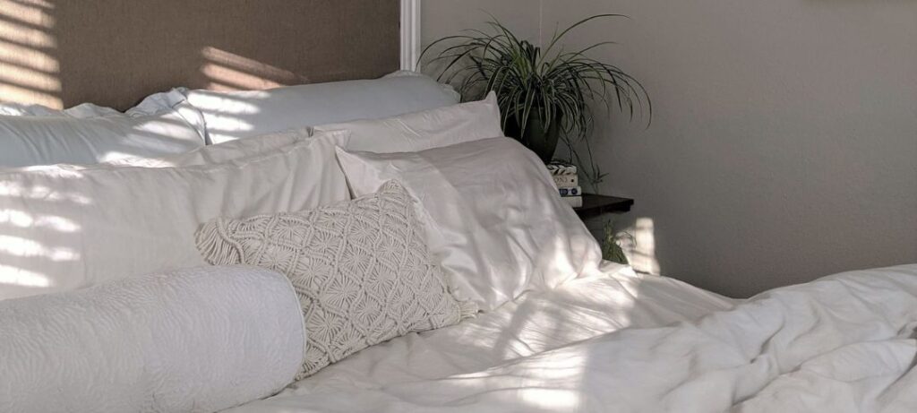 How to Pack Bedding for Travel