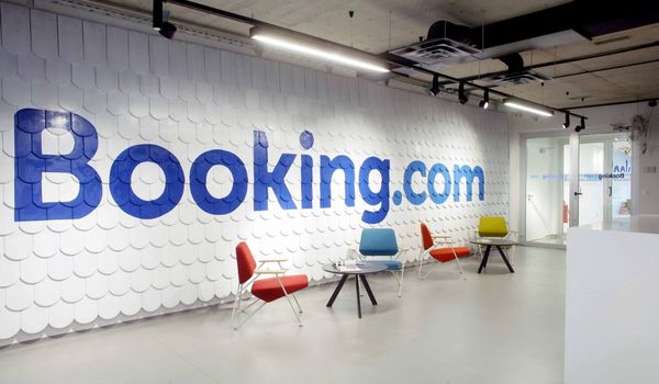Are booking.com and Expedia the Same